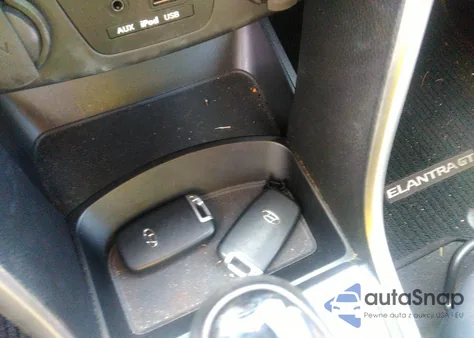 2013 Hyundai Elantra Gt Base W/Blue из США, поврежденный, VIN KMHD35LE5DU034328